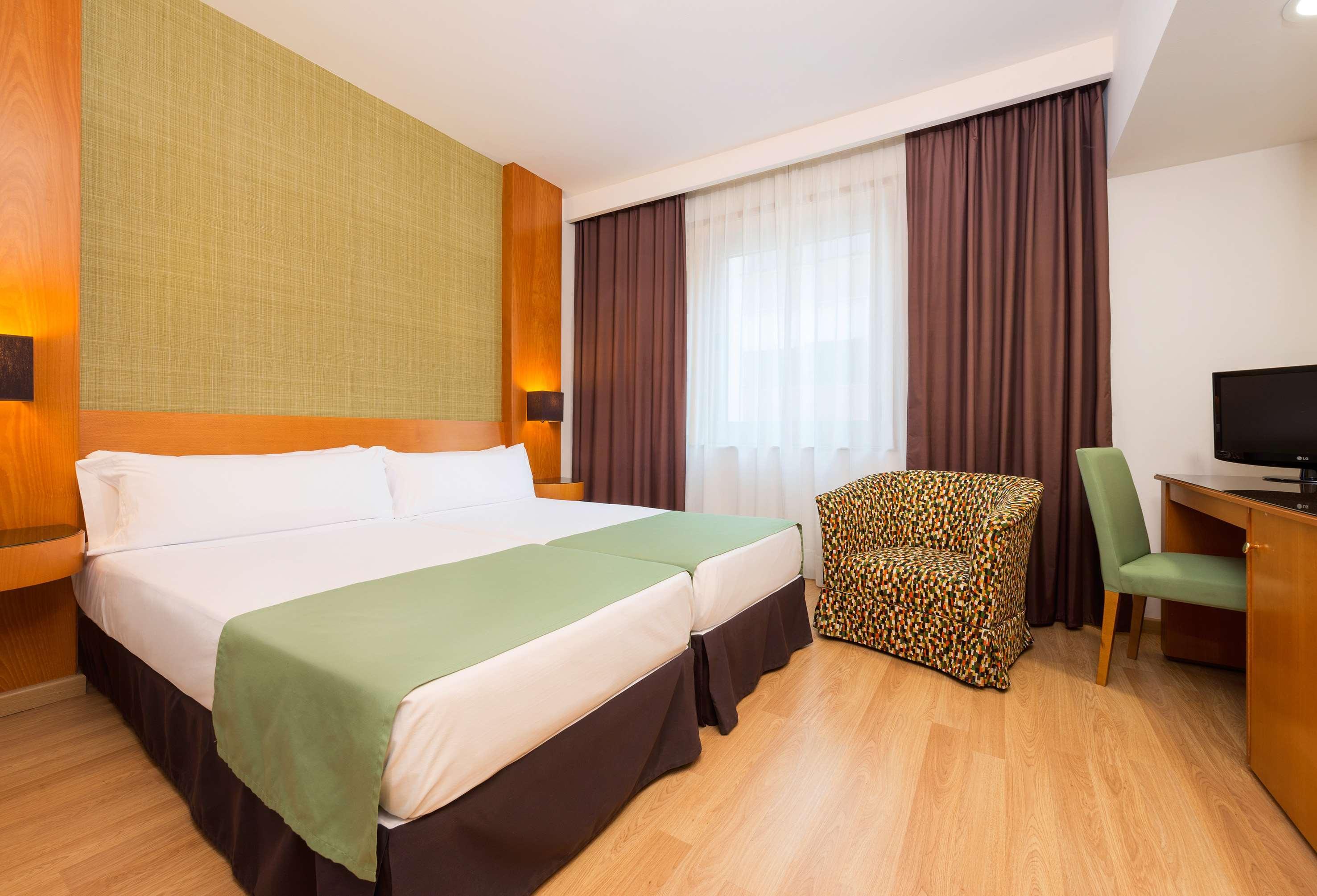 Hotel Elche Centro , Affiliated By Melia Kültér fotó